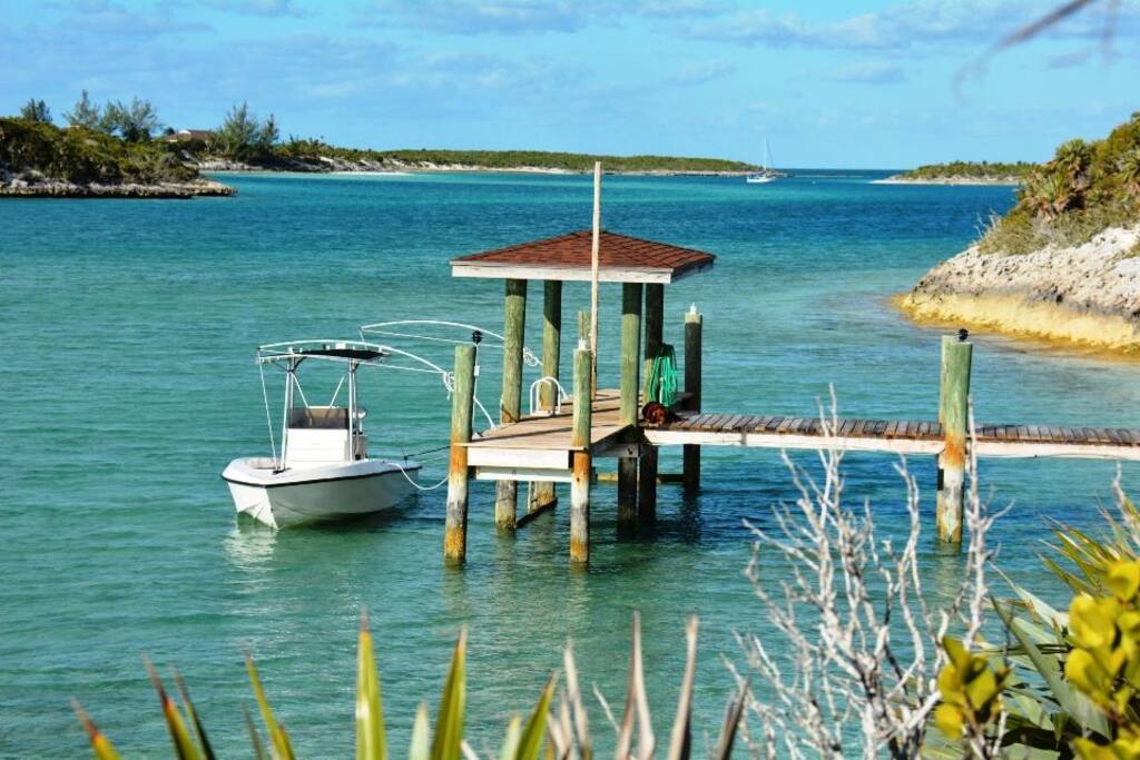 Your dock! Bring your own boat or we will rent one for you, up to 60cm of draft.