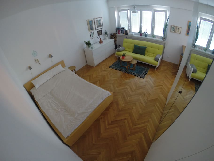 Room is approx. 24 sq. mtrs