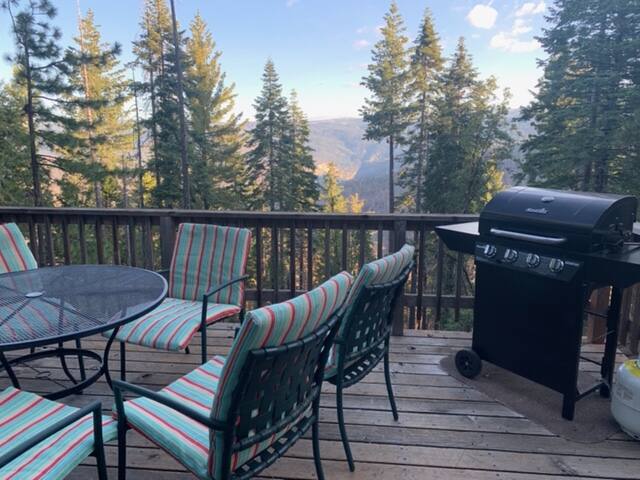 3 bedroom home INSIDE YOSEMITE NATIONAL PARK