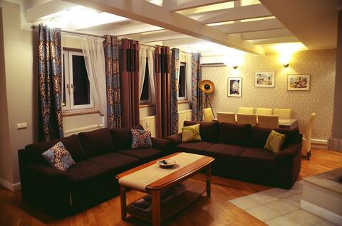 Palace Apartment