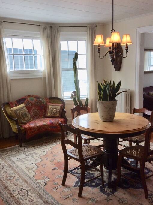 Dining room with bay window