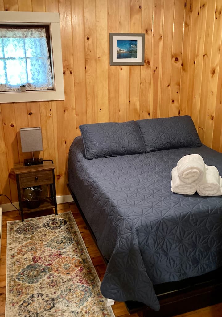 Bedroom 2:
Full Bed w/memory foam mattress pad.
Bedside lamp with USB port.