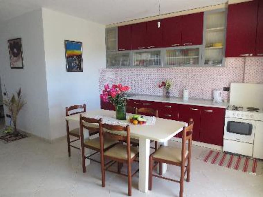 Kitchen / Küche