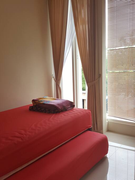 Tempat tidur lantai 2, kasur model tingkat