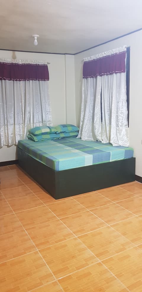 Studio Apartment @ Taguig near Arca South w/ WIFI