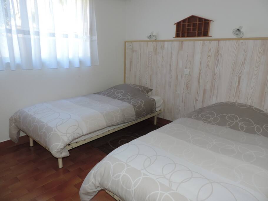 chambre 2 lits 90x190