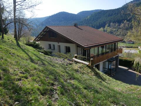 4-star chalet for 15 people ( jacuzzi, sauna...)