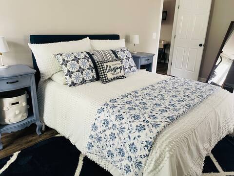 Adorable 1 bedroom apartment near downtown Wendell