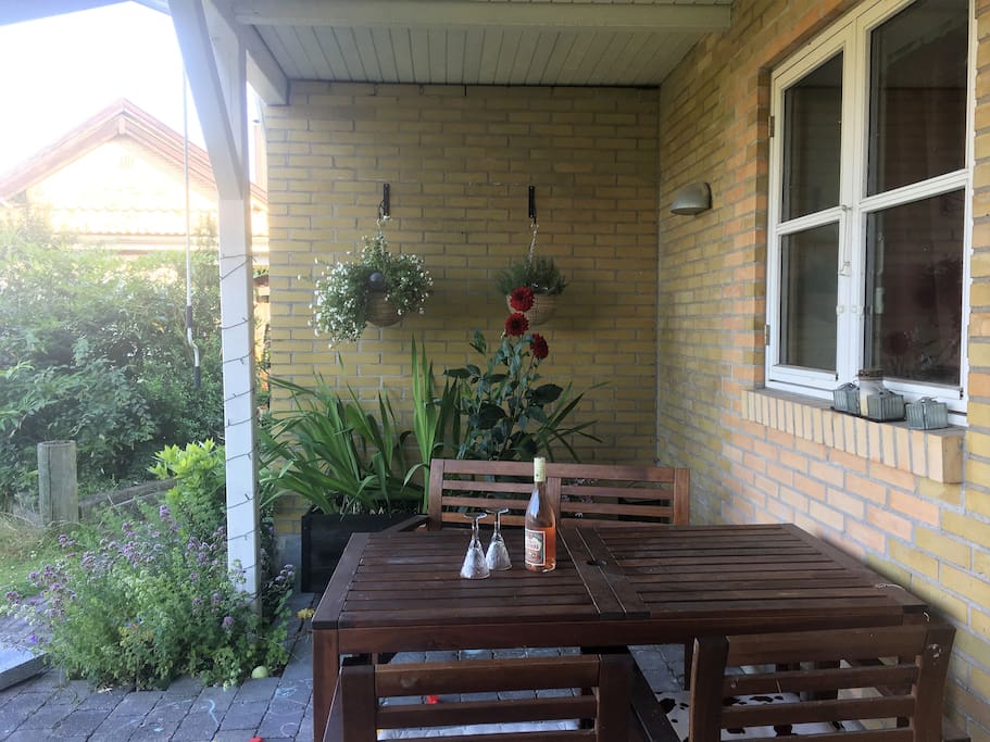 Patio with seating for 8