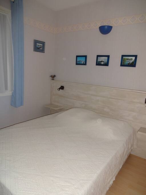 chambre lit double (140)