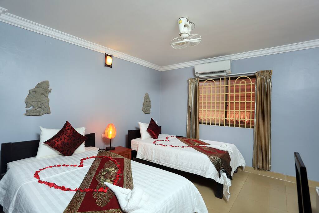 Twin Room with City View