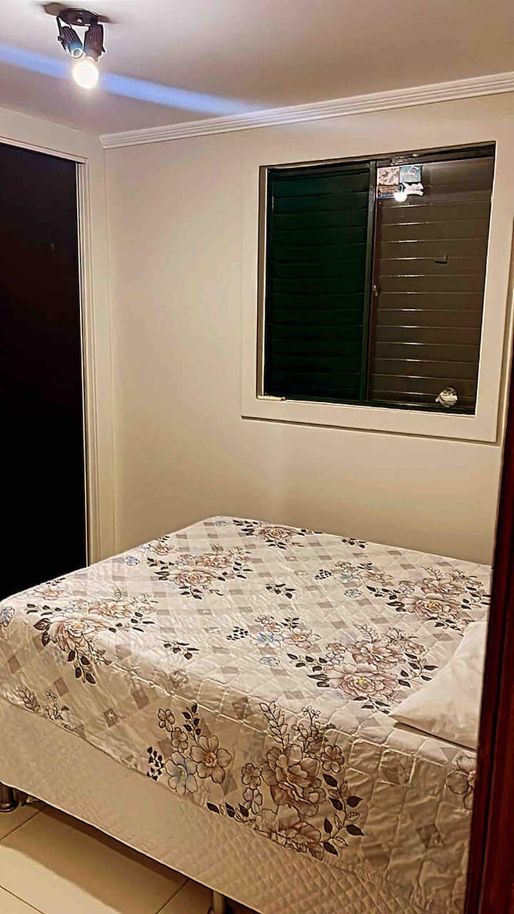 საძინებელი 1