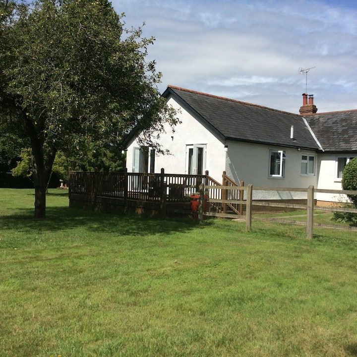 Little Dunmow Holiday Rentals & Homes England, United Kingdom Airbnb