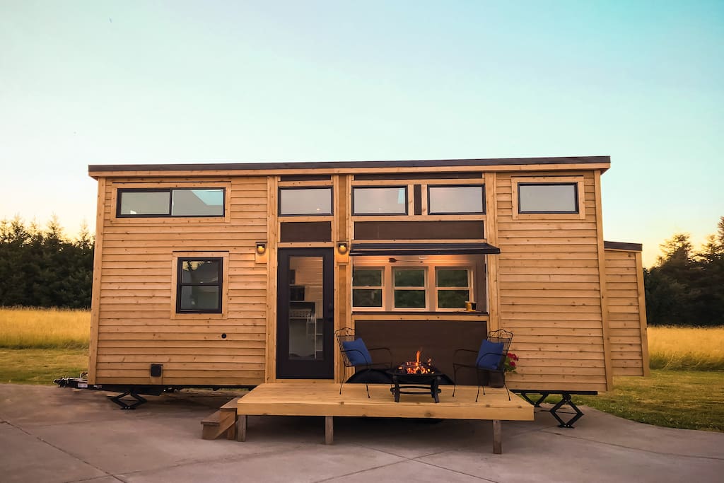 7ft Awning Window and Deck