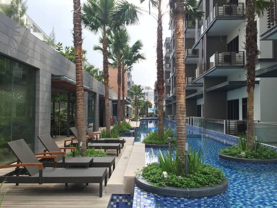 Common area / Lap pool with jacuzzi features.