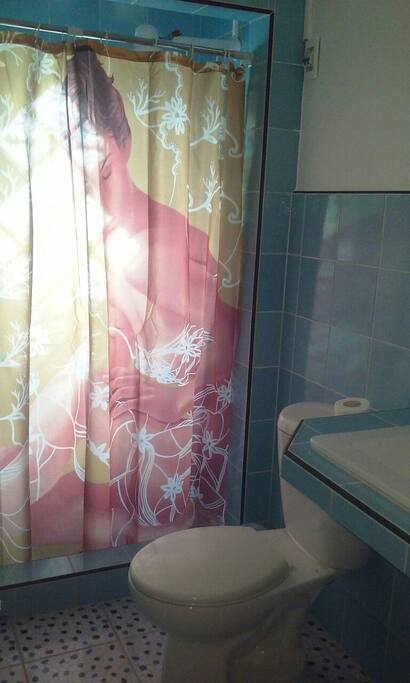 baño primera habitacion