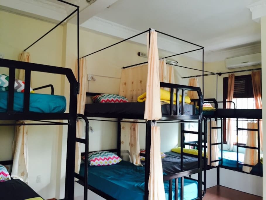 Dorm 10 bed mixed