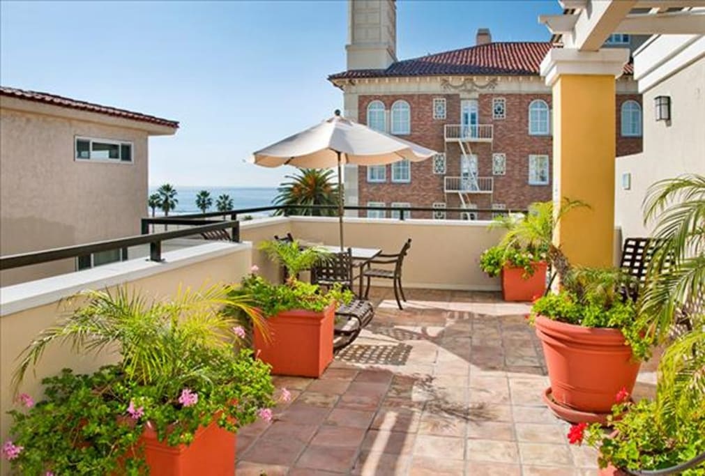 Rooftop Deck
