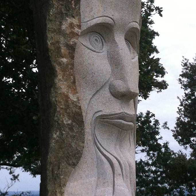 Nearby stone statues,Carnoet