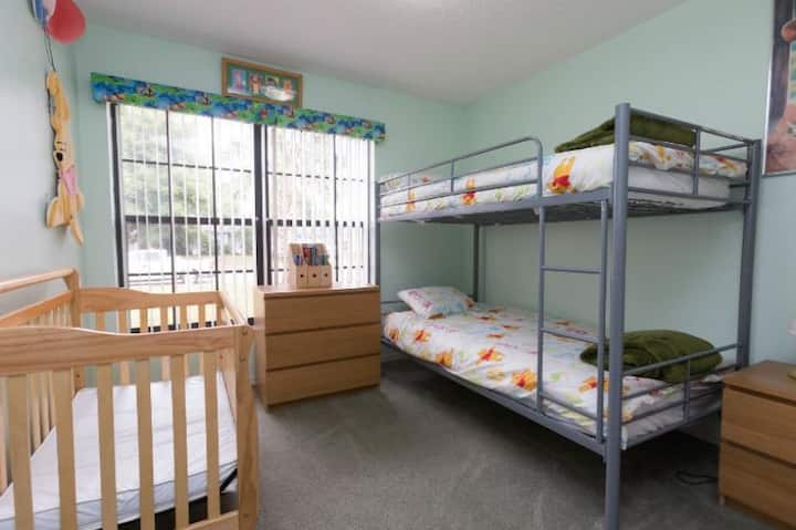 ห้องนอน 4 (เตียงสองชั้น)