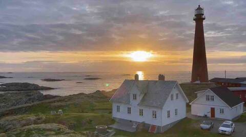 The old Lighthouse Home