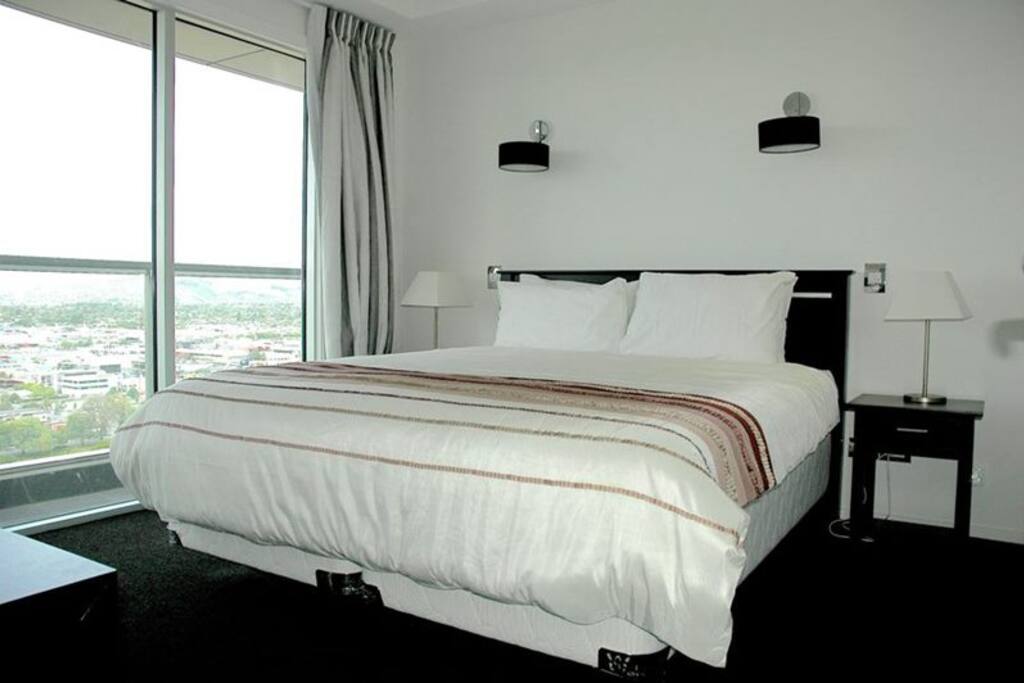 Room-1 Ensuite.