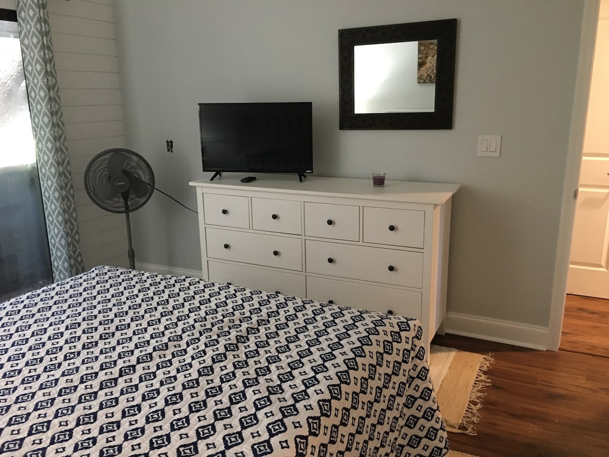 غرفة النوم الرئيسية