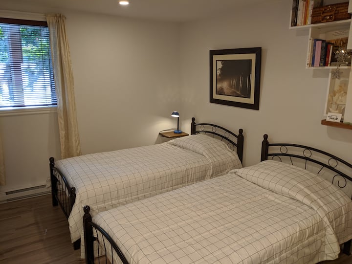 Chambre Nord avec 2 lits simples /Warm North spavaća soba s 2 kreveta za jednu osobu 