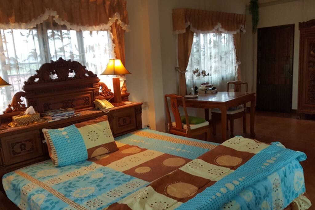 big room with air con and sat tv