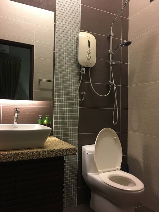 Comfortable Bathroom