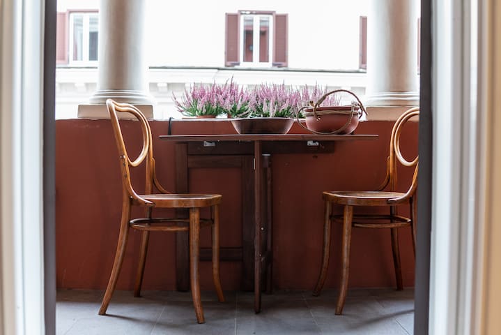 2 Colonne al Colosseo