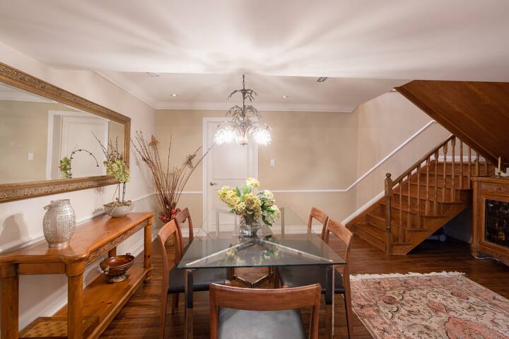 Unique house, Lower Level walkout to patio/pool. gallery image 5