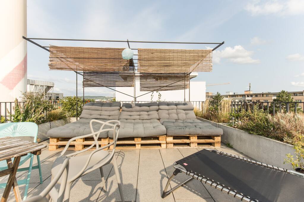 Private Rooftop with huge space to chill