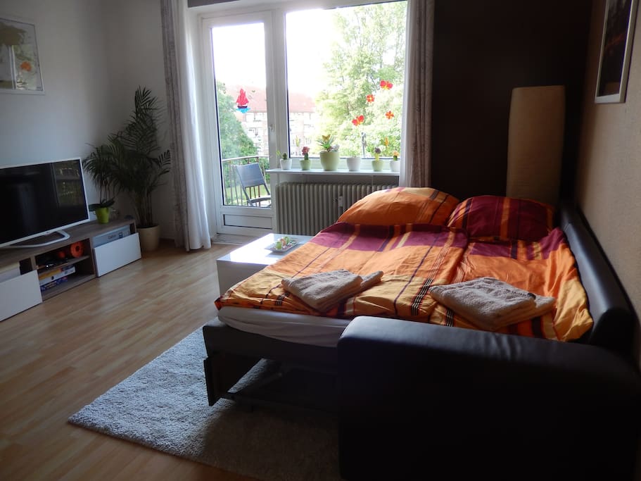 Dein Zimmer mit Schlafcouch