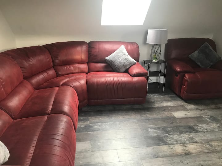 Marcy Maes, 15 Mins From International Airport. - Antrim