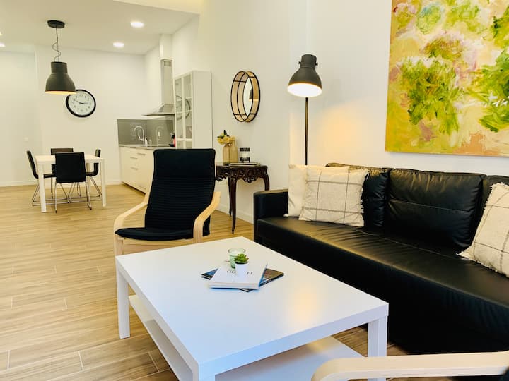 Homely Málaga Luxury Atarazanas - Málaga