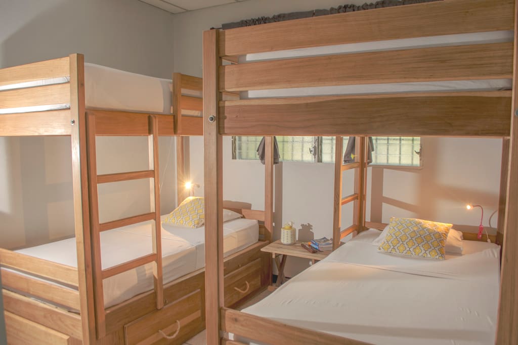 Room for 4 people