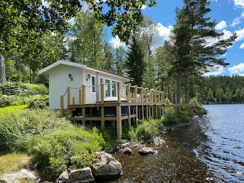 Stunning lakehouse - 25 min from Goteborg airport