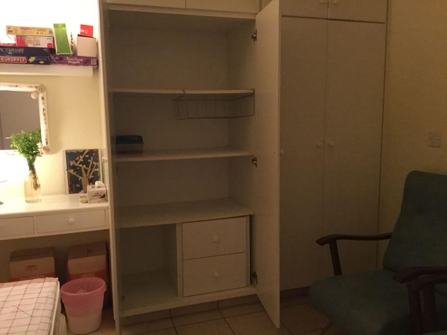 plenty closet space