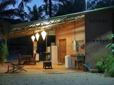 Ecovilla Bungalow: Private, Large garden & animals