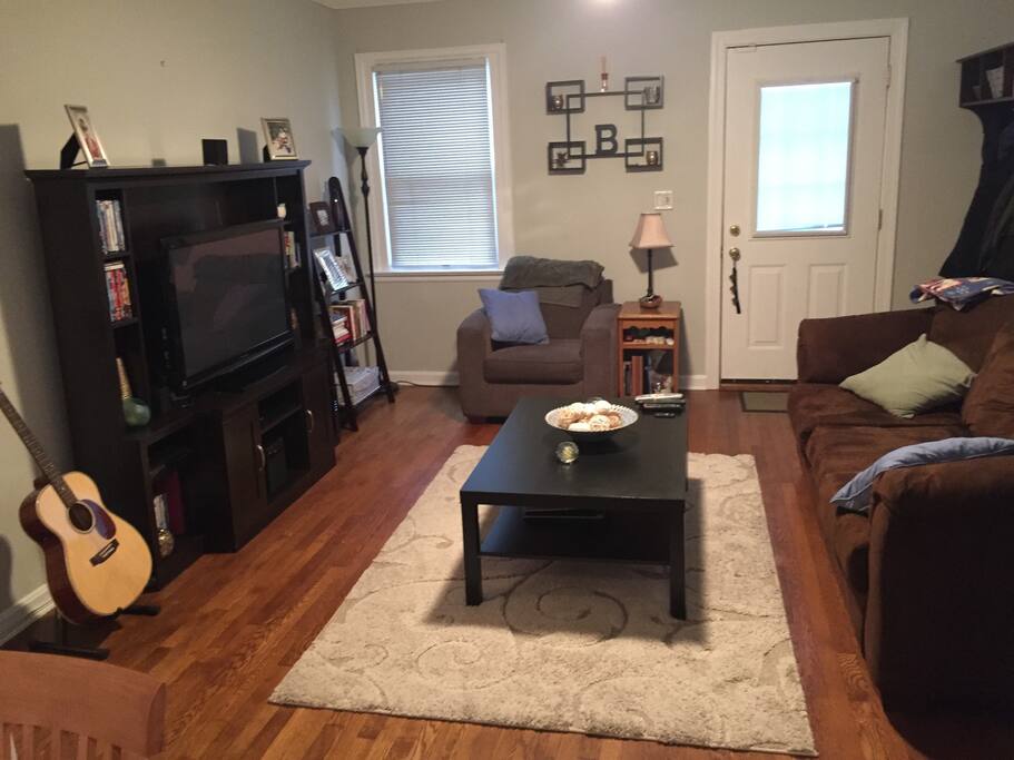 Cable tv with hundreds of channels including sports and movies. Also have HBO and a DVR.