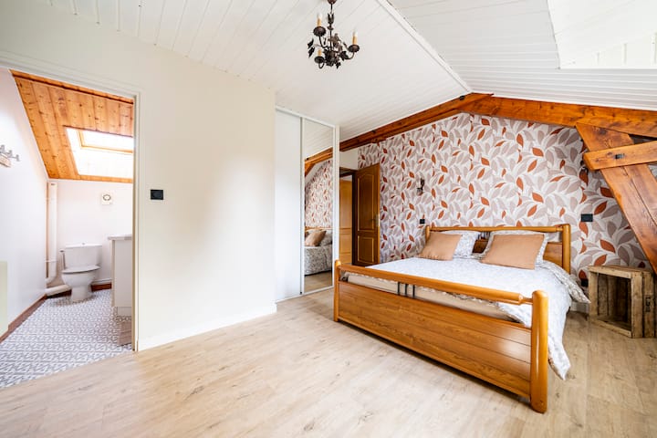 bedroom 1 - view of the en-suite bathroom
