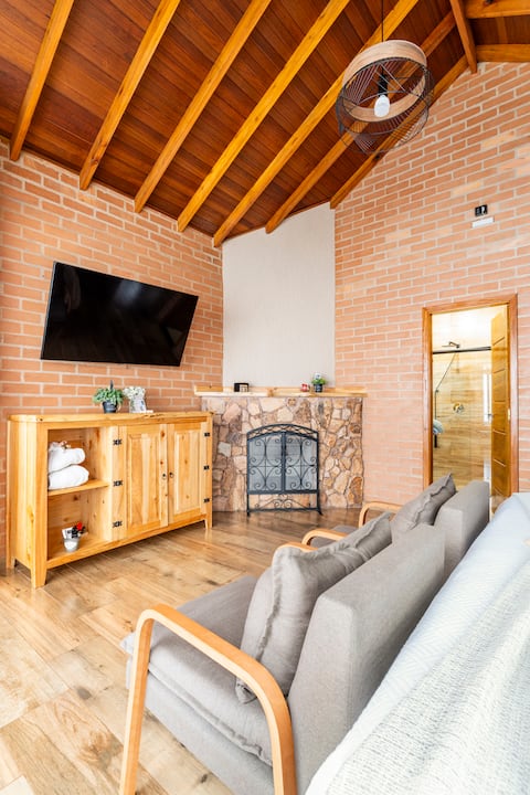 Imóvel de sucesso: Chalet Recanto das Nuvens, with hot tub and café / Encanto em Sapucaí Mirim