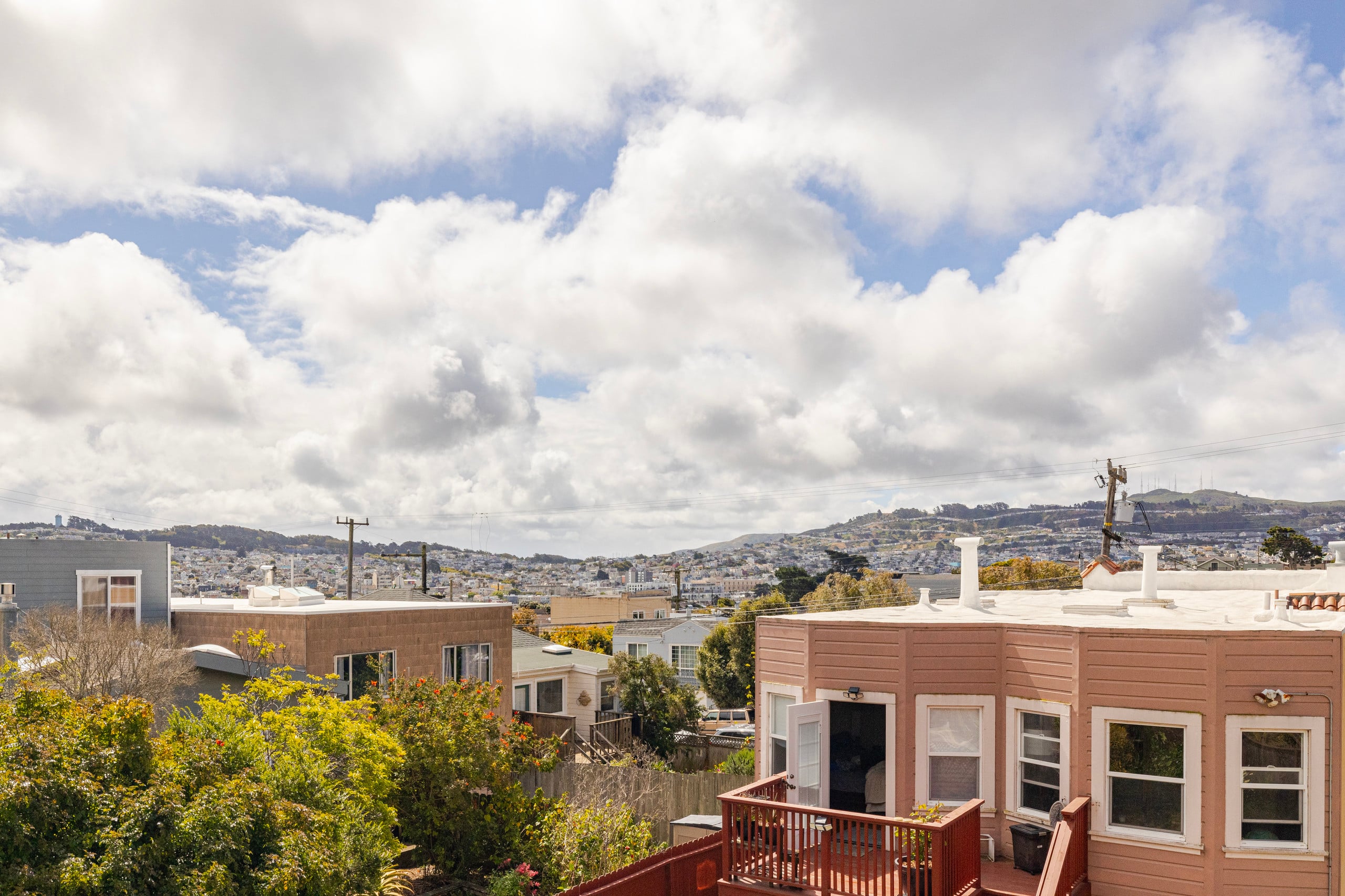 Home in San Francisco · ★4.98 · 2 bedrooms · 2 beds · 2 baths - Image 22