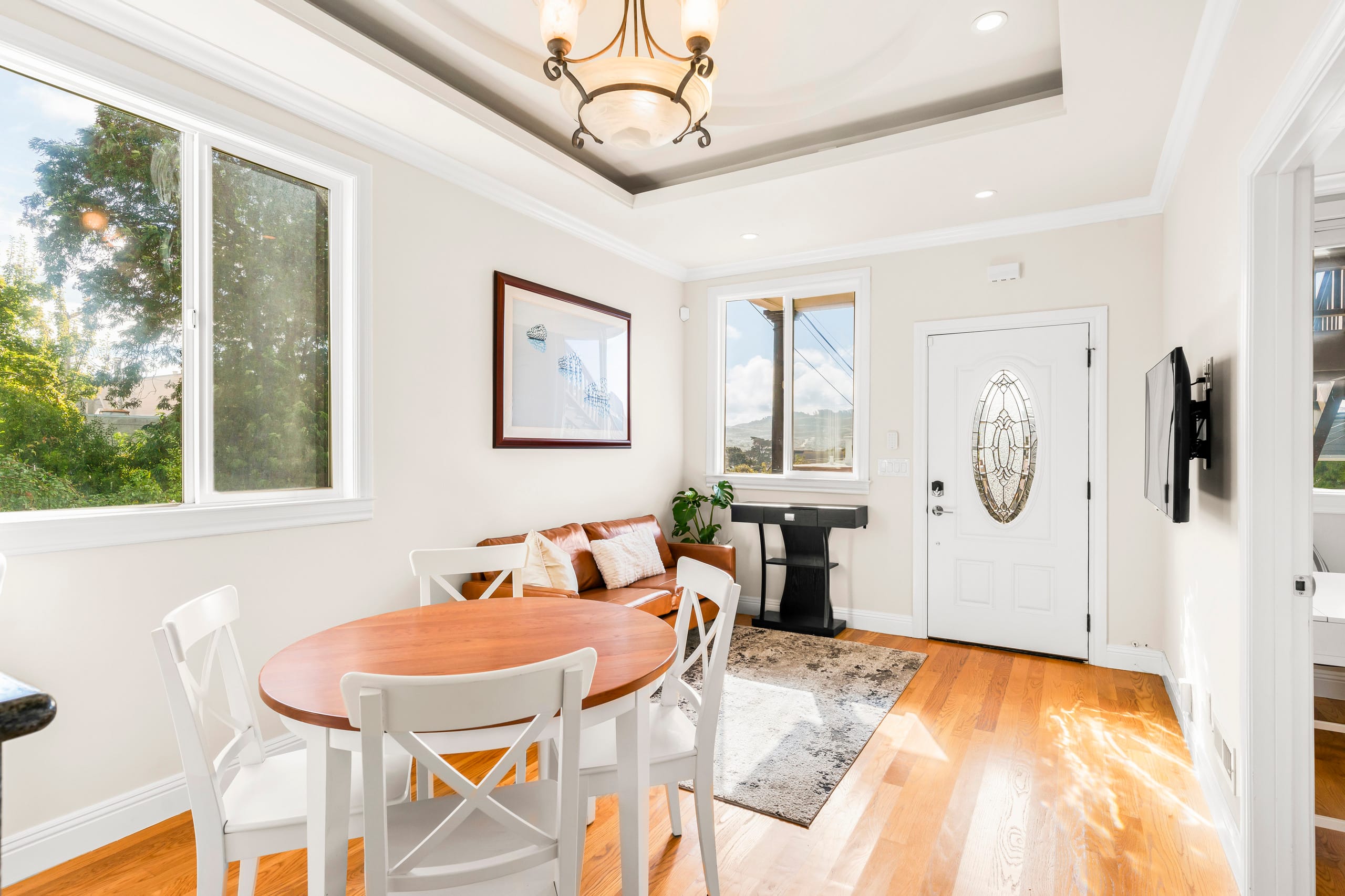 Home in San Francisco · ★4.98 · 2 bedrooms · 2 beds · 2 baths - Image 1