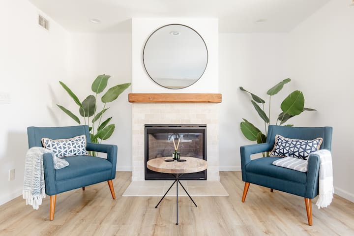 Marina Peninsula | 50 steps to the Beach