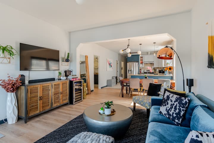 Modern Oasis-family & Pet-friendly, 4br - Emeryville, CA