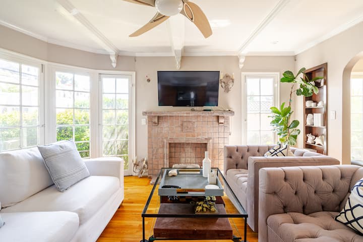 Hollywood Hills Hideaway Designer Touches - West Hollywood, CA
