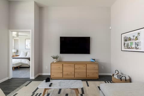 Successful Airbnb property: Modern 3 Bed Desert House w Saltwater Pool & Spa in Desert Hot Springs