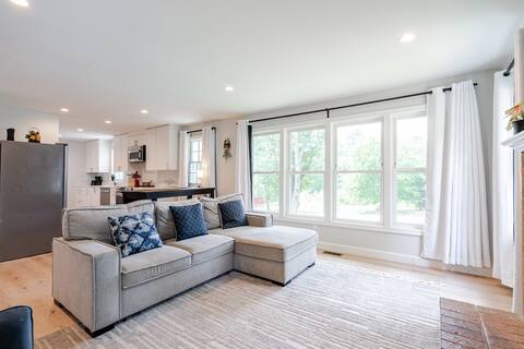 Serenity: Lush 2BR Gem, on 1 acre Silver Spring